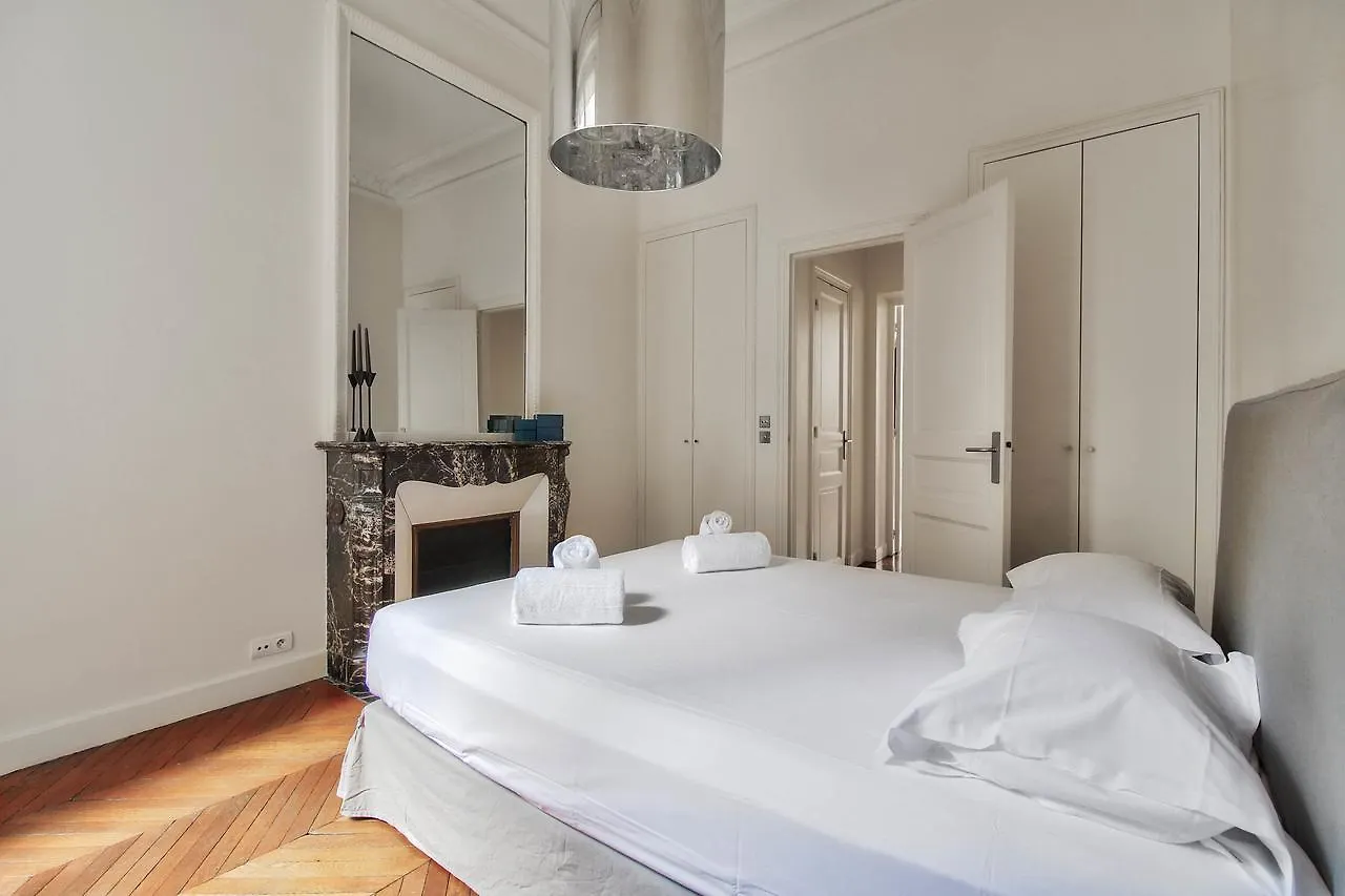 Saint Philippe Du Roule Hotel Paryż Apartament